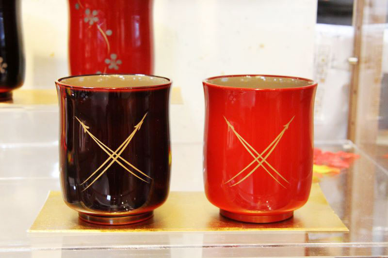 本漆塗り　湯呑